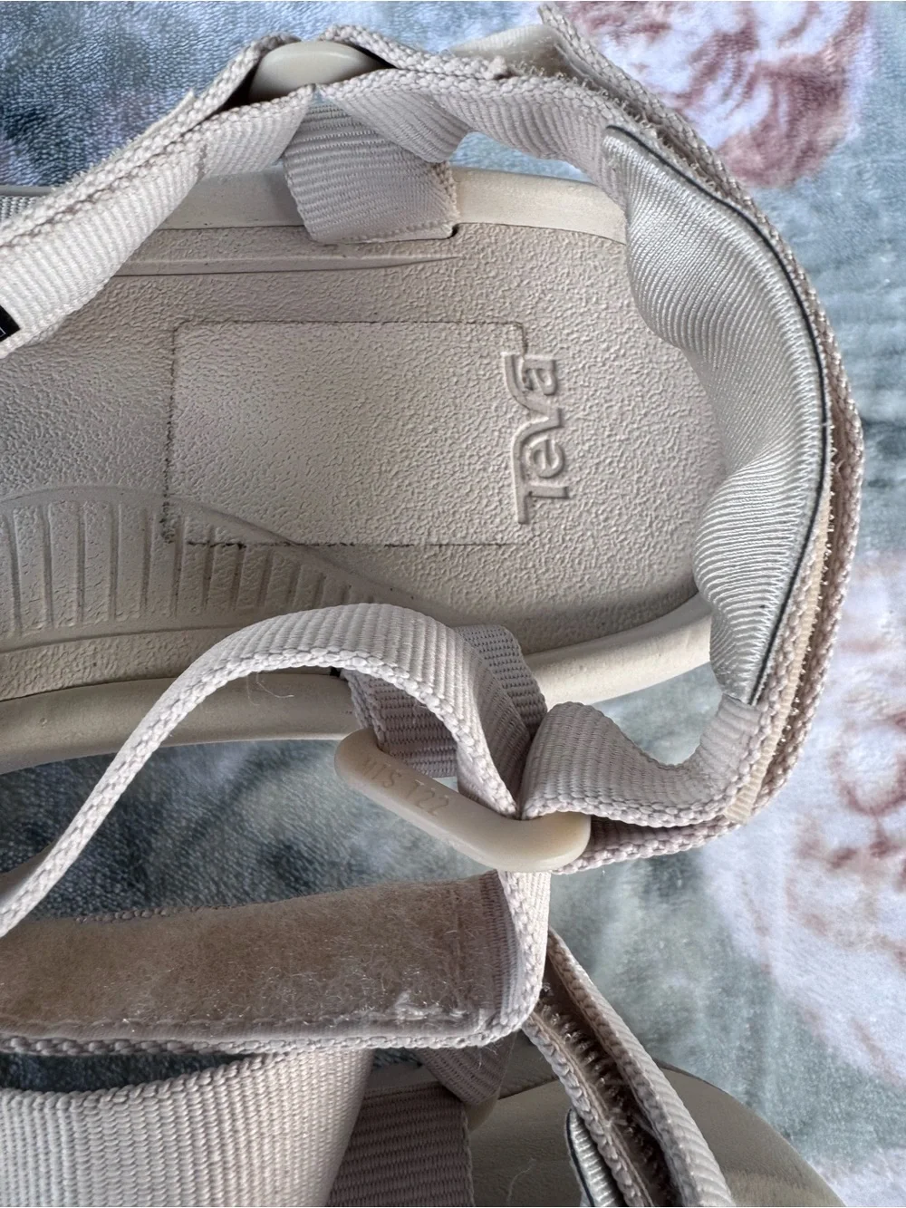 Teva Women’s Hurricane XLT2 Ampsole Platform Sandals Size 13 Beige